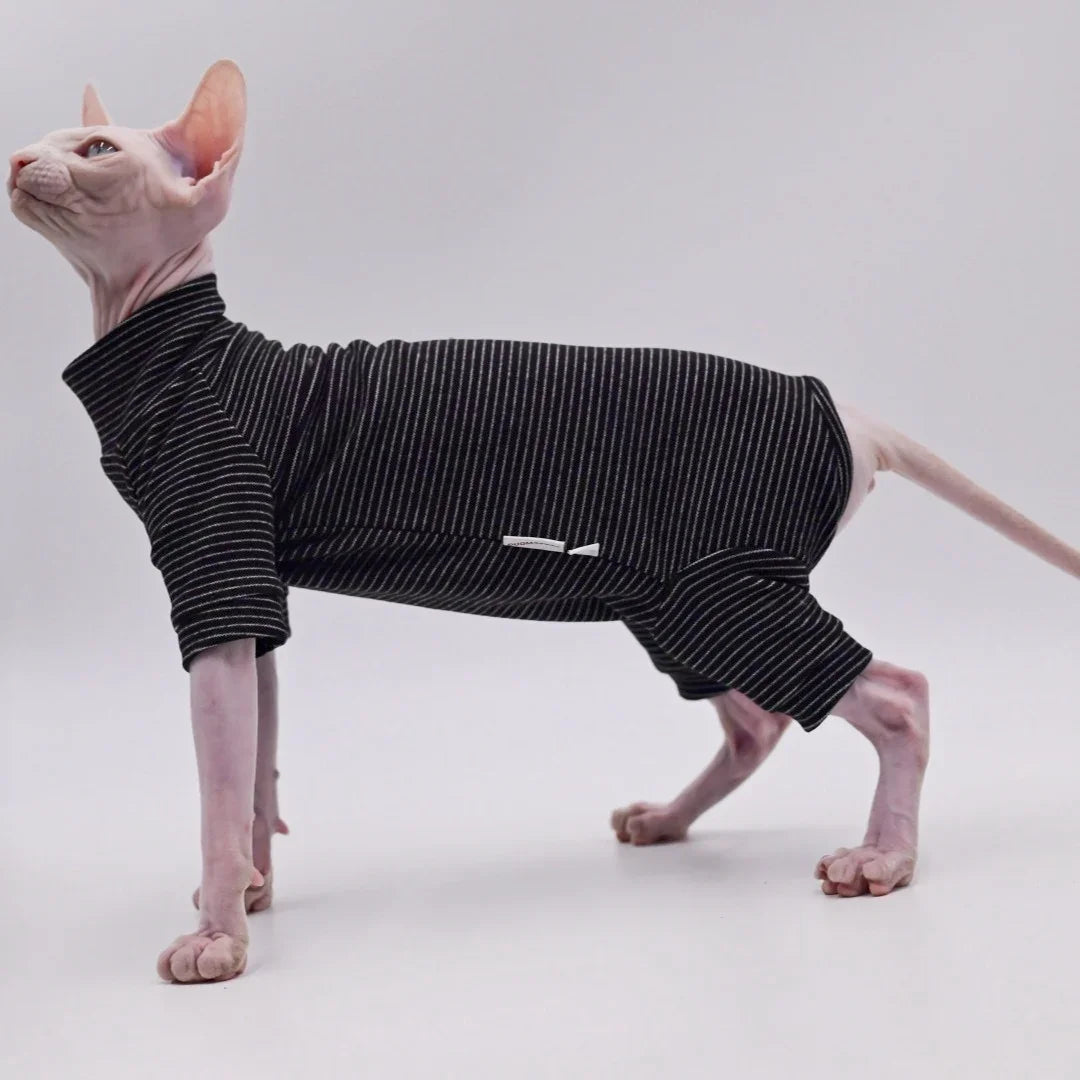 NovexA™ Cozy Cat Jacket – Soft & Warm Four-Legged Outfit for Hairless Cats